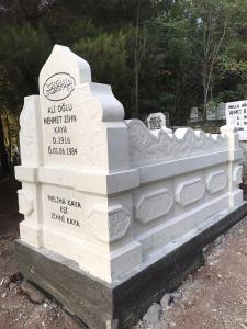 Kaypak Urfa taşı kabartma mezar 30