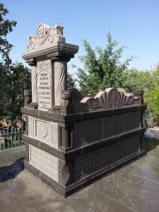 Kayseri taşı anıt mezar 8